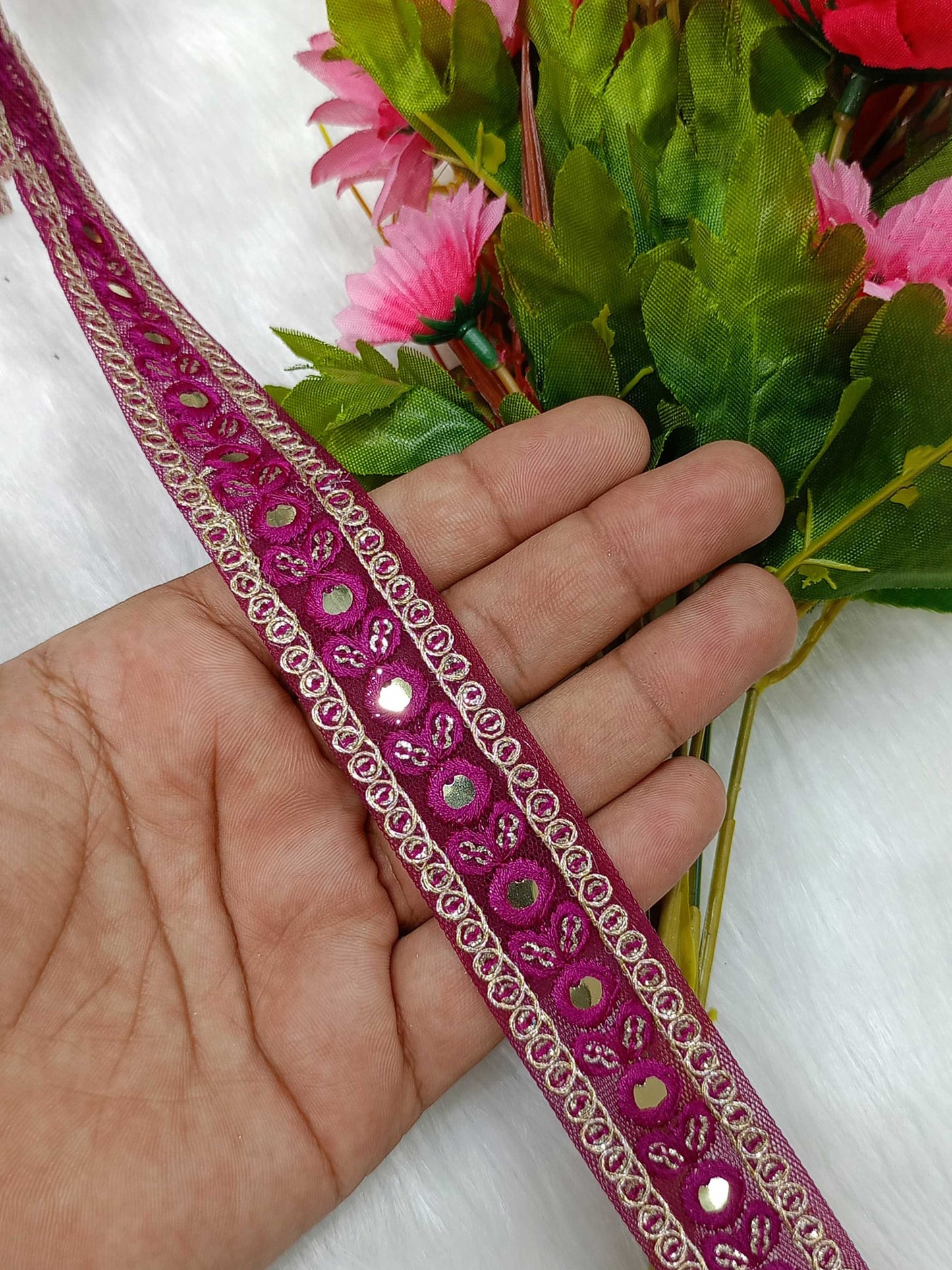 Mirror Lace in Magenta Pink 9-Meter Roll