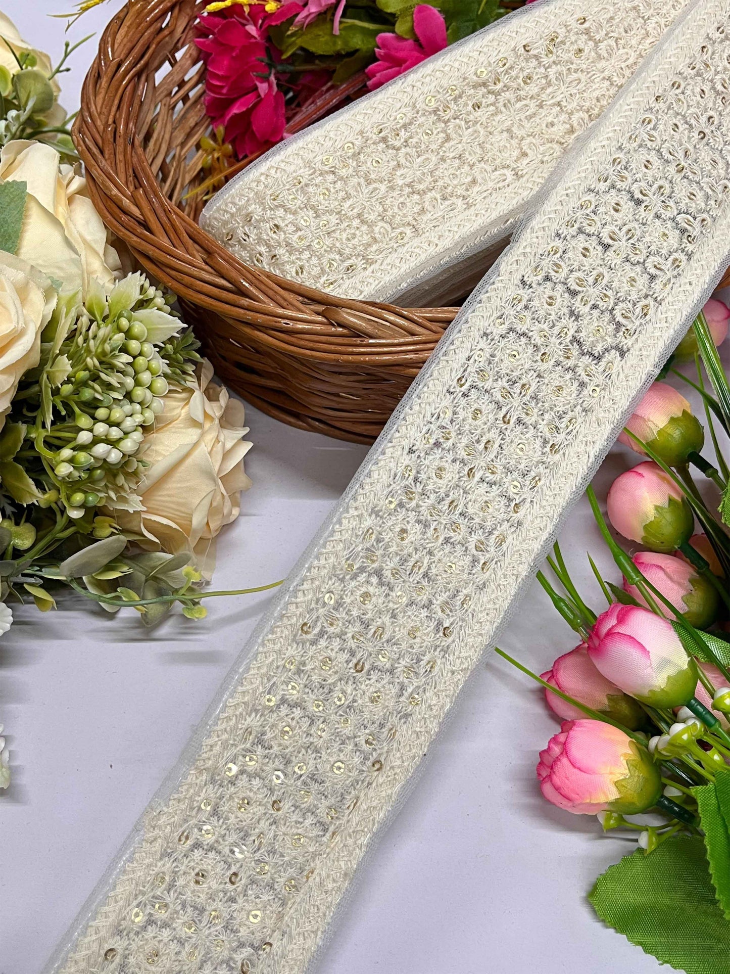 Dyble Lucknowi Lace in Serene Ashwood Off White – 9 Meter Roll
