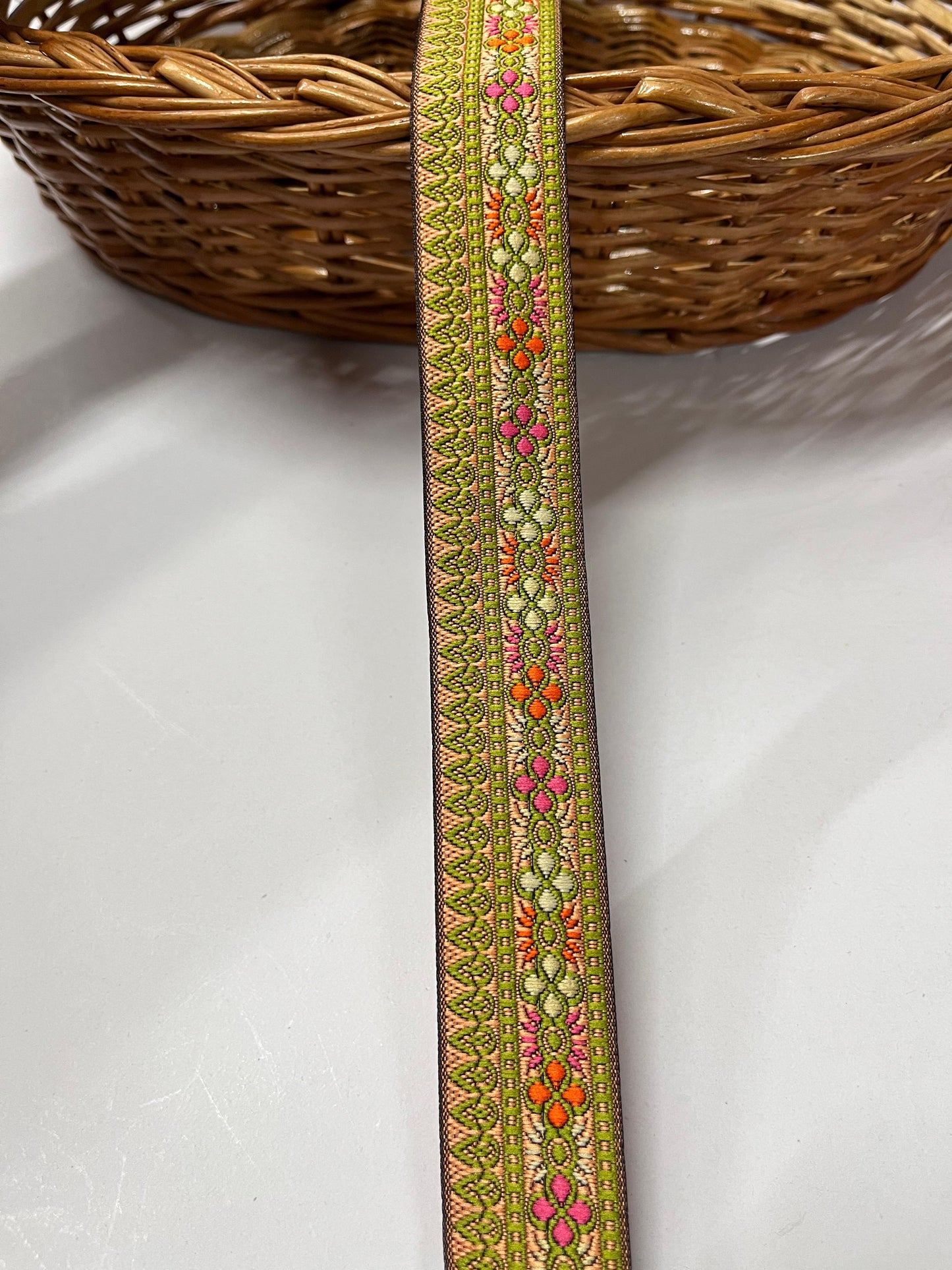 Banarasi Saree Lace Border – 9 Meters, 1-Inch Width, Traditional Zari Weave | Design 3