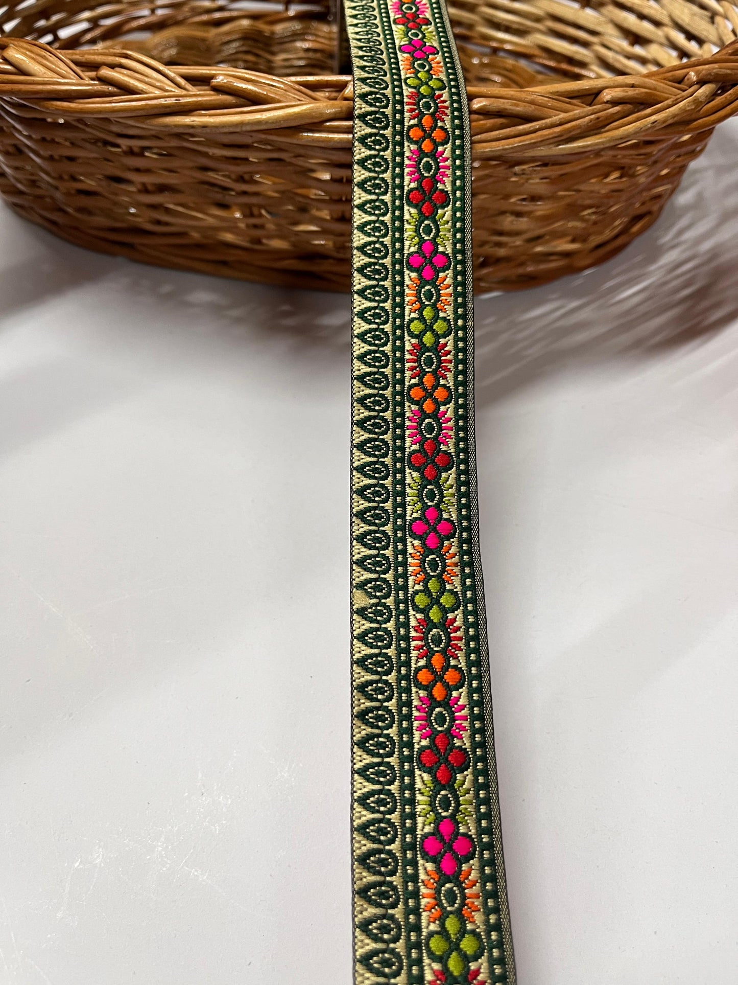 Banarasi Saree Lace Border – 9 Meters, 1-Inch Width, Traditional Zari Weave | Design 4