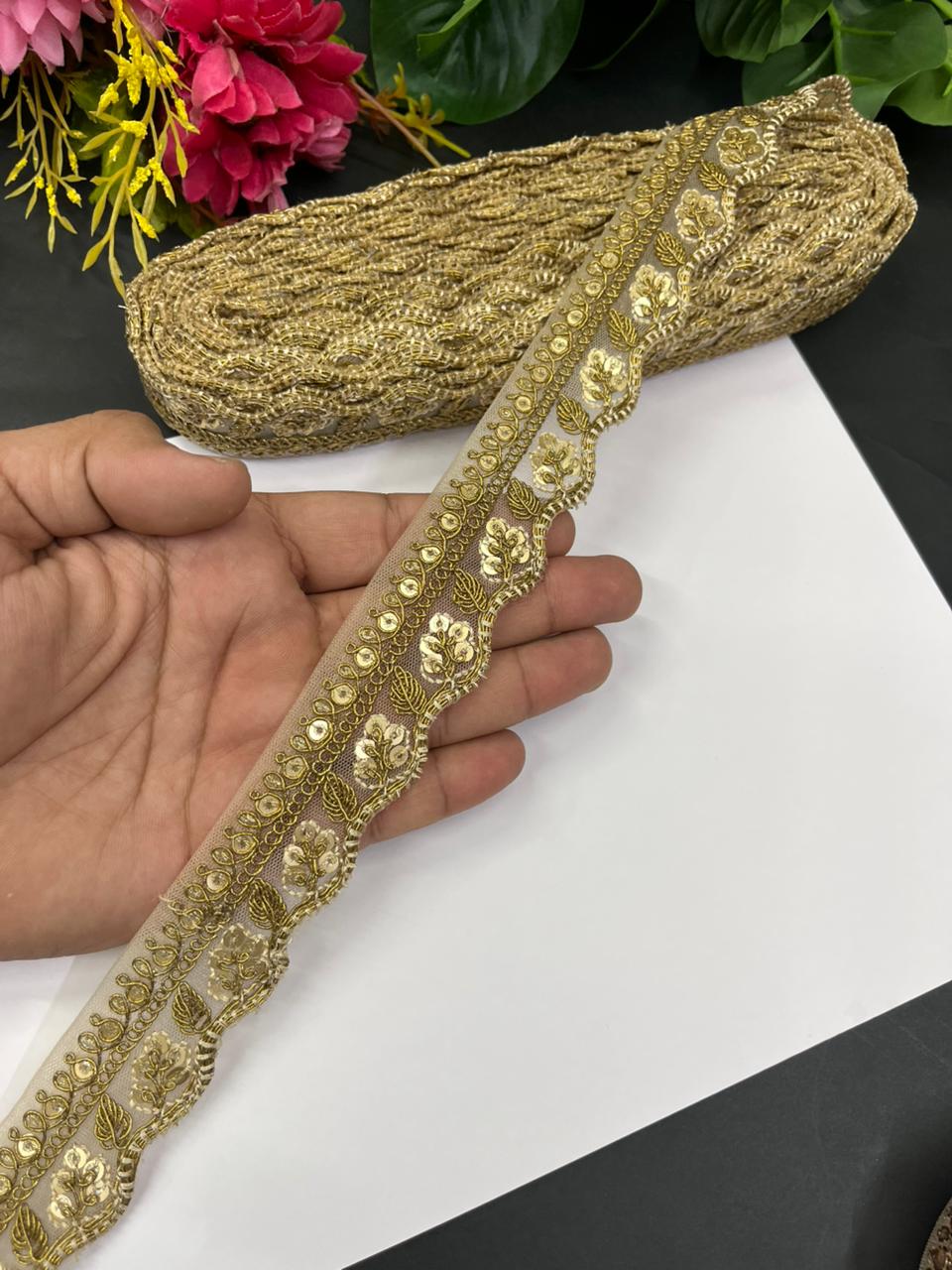 Zari Embroidery Scalloped Lace – Elegant 1 Inch Gold Embroidered Border for Sarees, Dupattas, Lehengas & Suits (9 Meter) | Antique