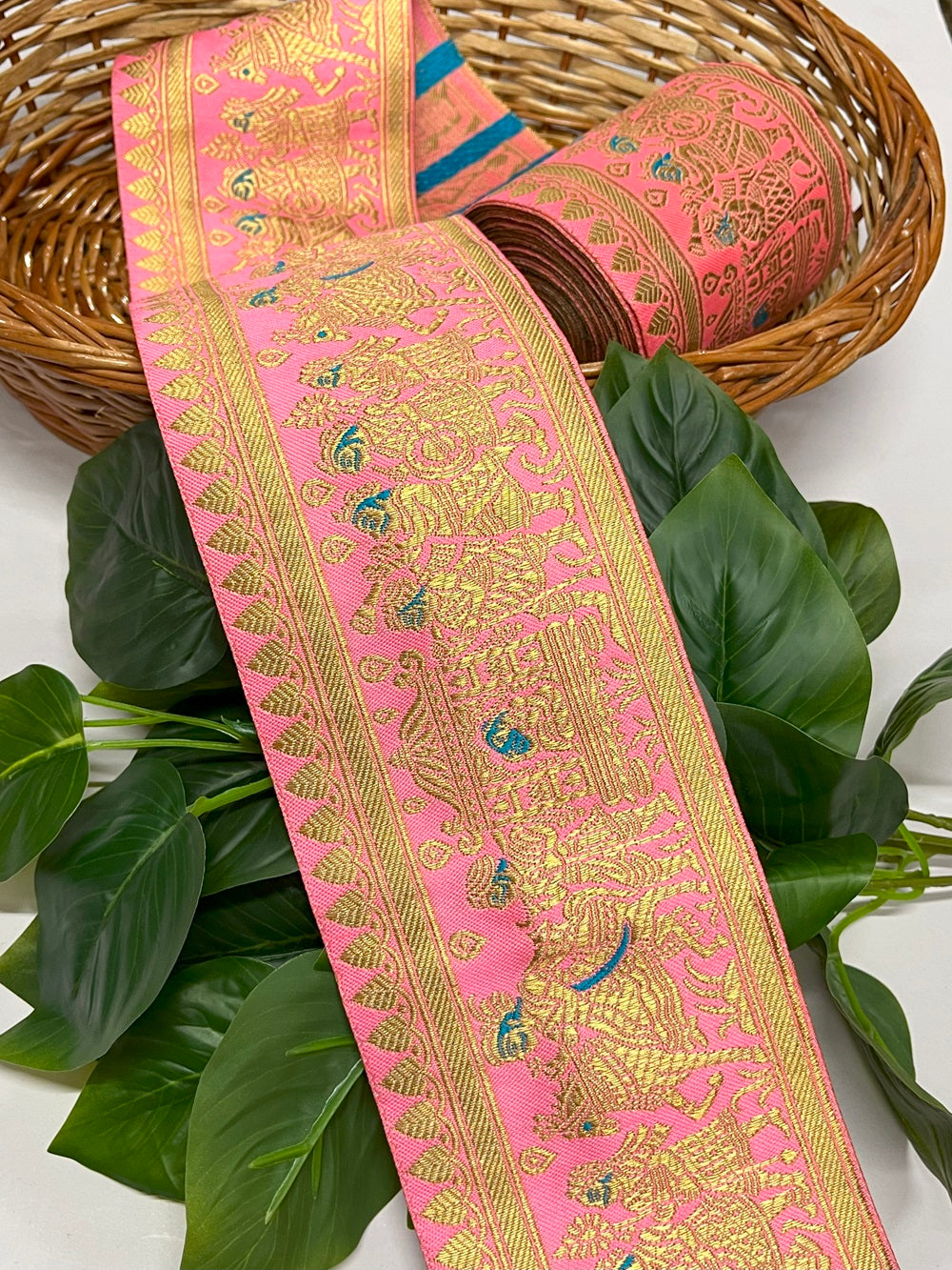 Pure Doli Barat Banarasi Border – 9 Meter, 4 Inches Width – Traditional Banarasi Lace, Baby Pink