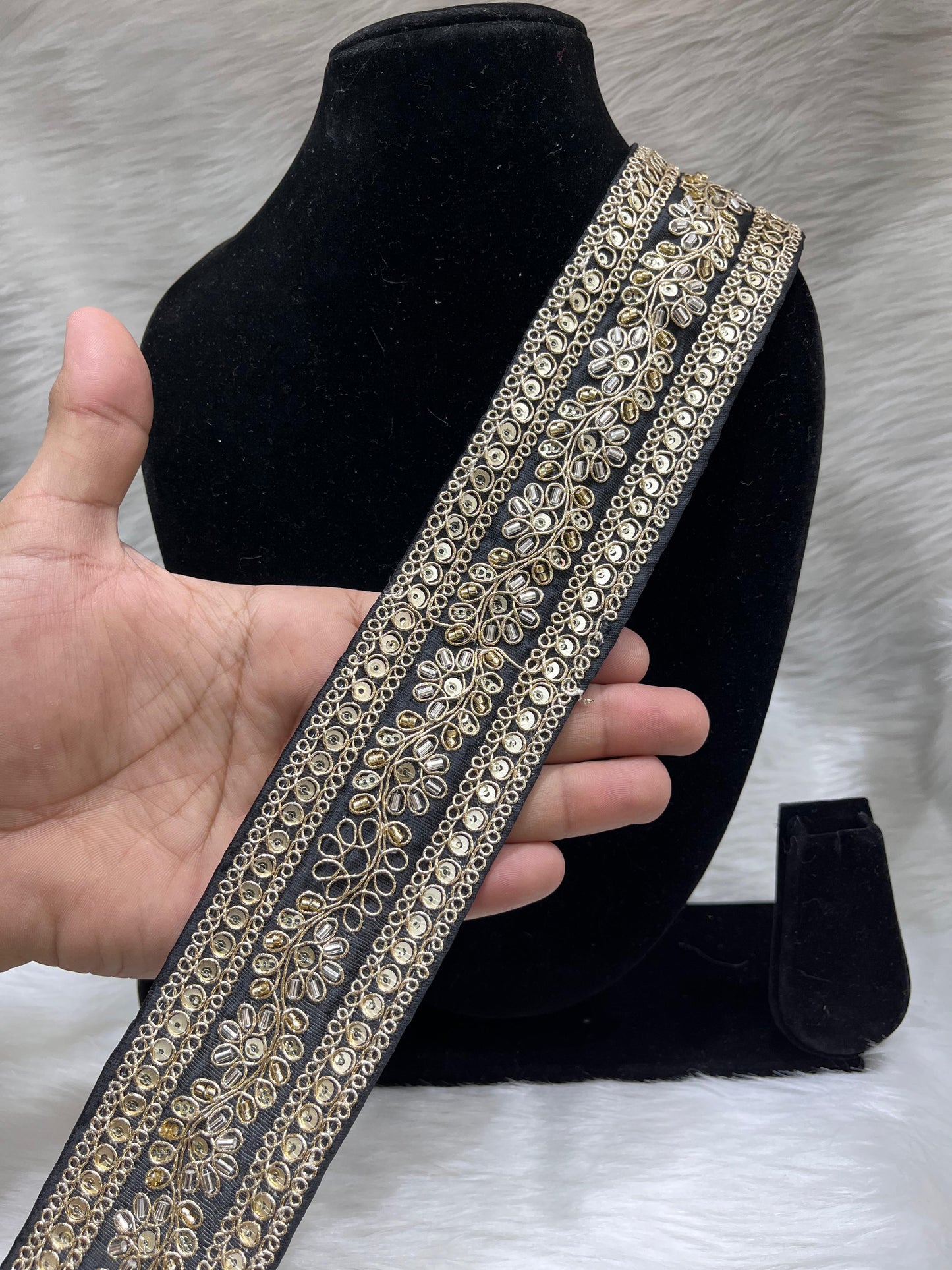 Maggam Work Lace for Saree and Dupatta | Katdana Handmade Lace – 9 Meters, 2-Inch Width | Black