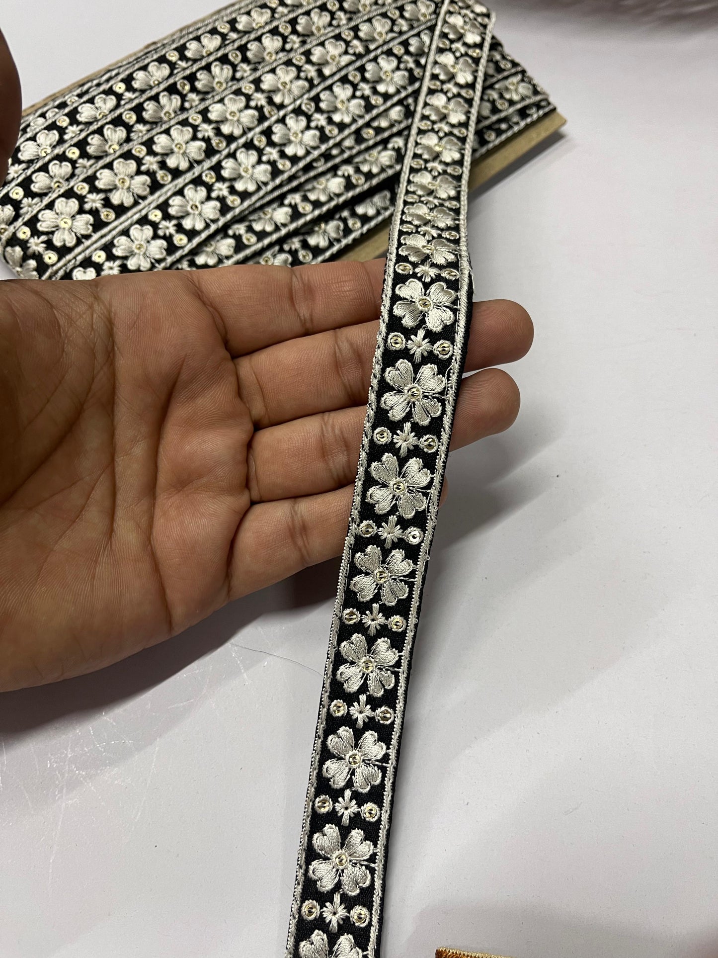 Thread Embroidered Indian Lace Trims – 9 Meters, 1-Inch Width, Handcrafted Border | Black & White