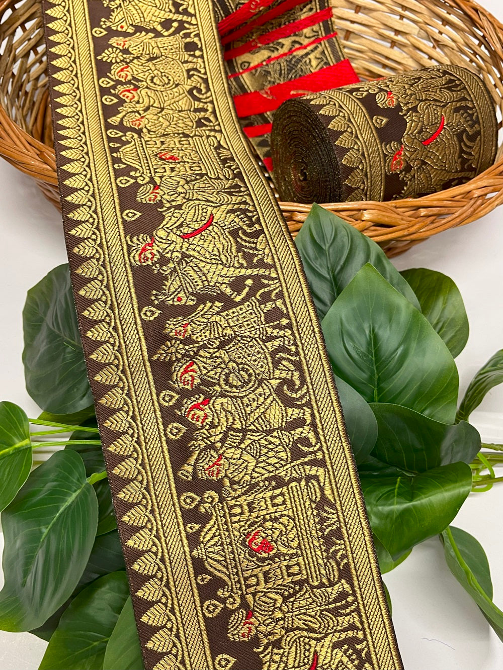 Pure Doli Barat Banarasi Border – 9 Meter, 4 Inches Width – Traditional Banarasi Lace, Brown