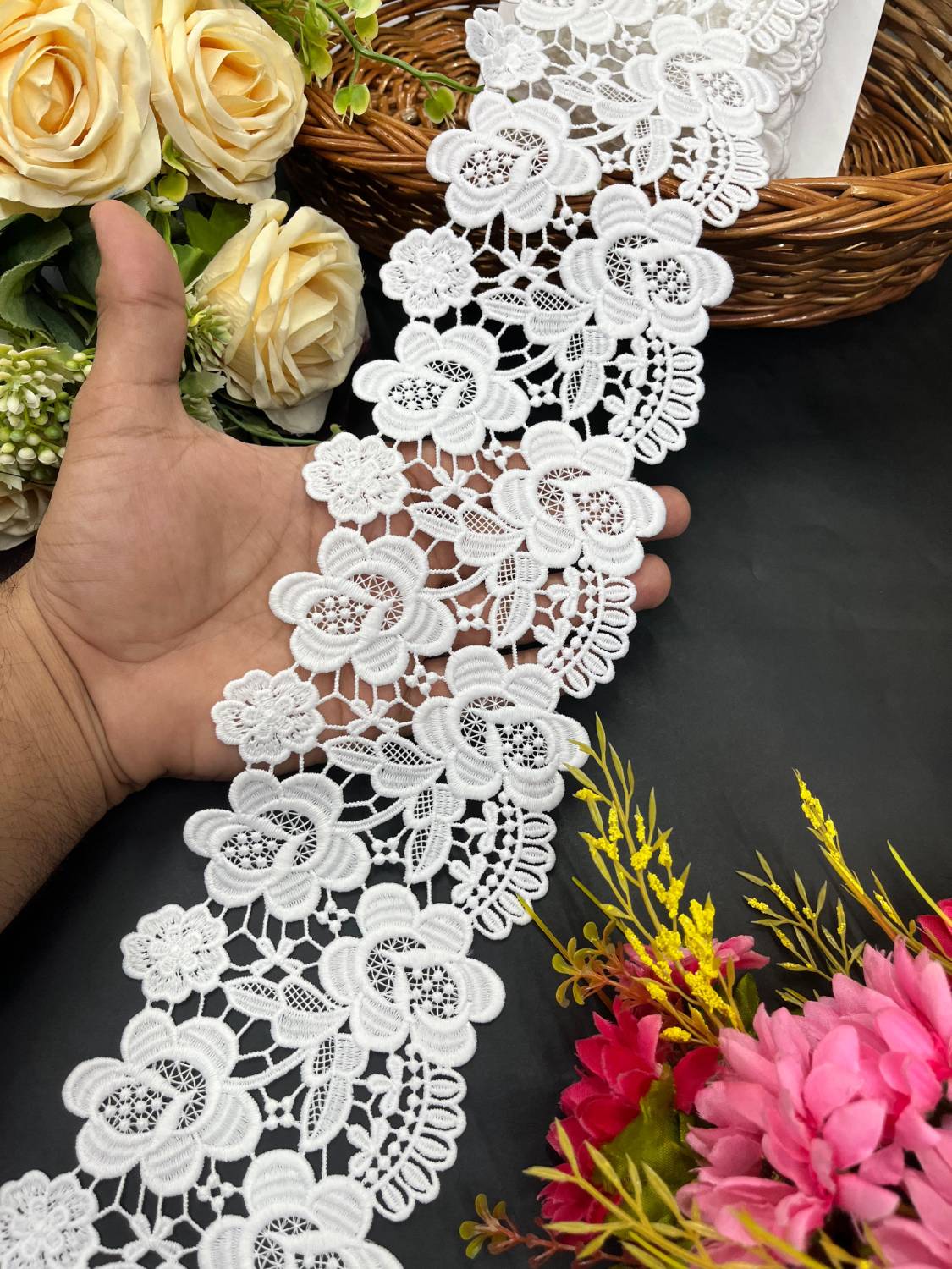 Beautiful Dyeable Cutwork Lace – Imported Decorative Lace for Sarees, Dupattas, and Dresses (9 mtr, 4 inch)