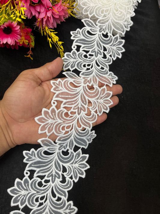 White Cutwork Imported Lace Design – Elegant Western Style Border Trim for Sarees, Gowns & Dupattas (9 Meter, 4 Inch Width)