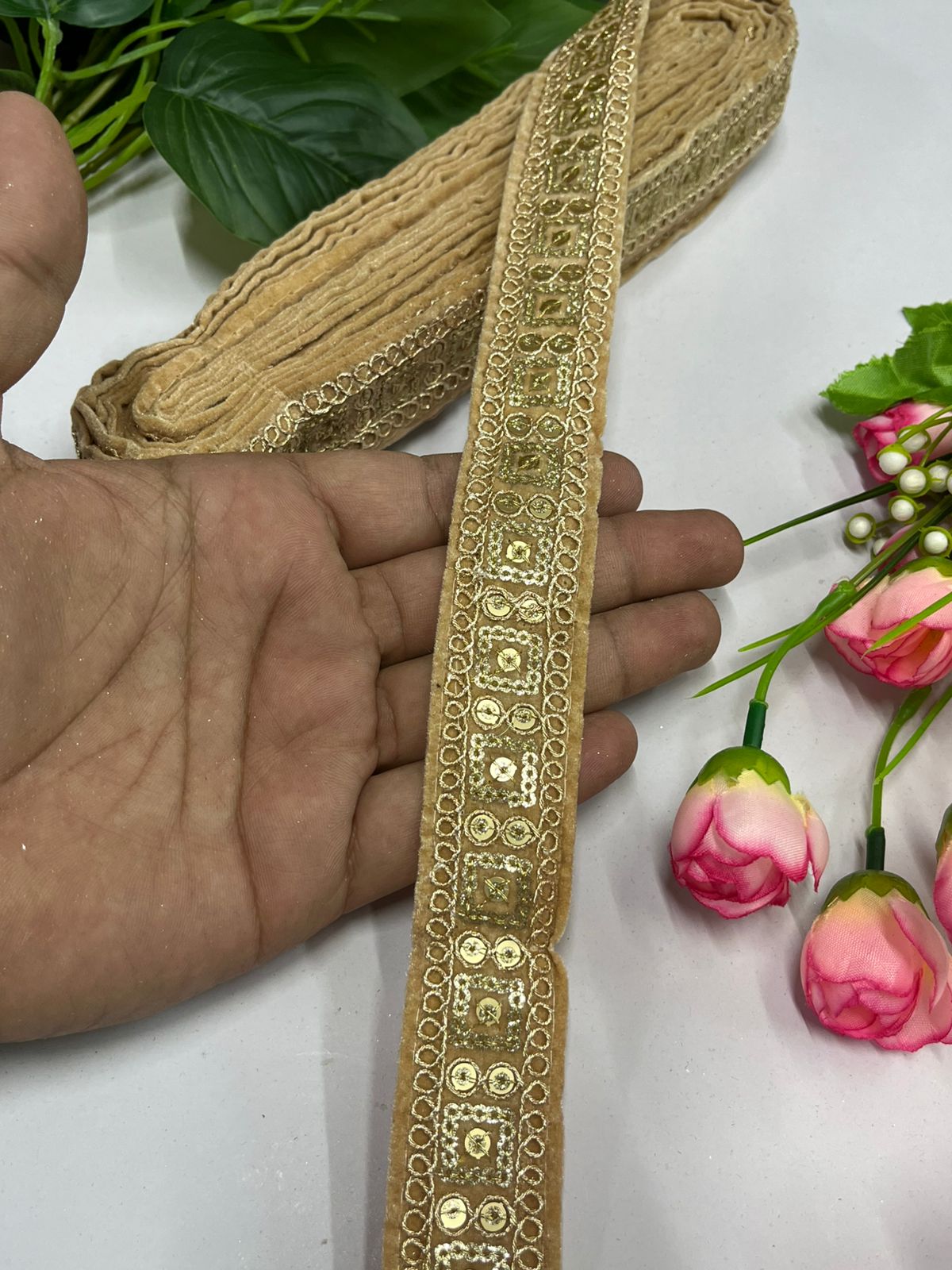 Velvet Saree Lace Trim | Indian Velvet Embroidered Lace Border for Saree and Dupatta (9 Mtr) | Gold