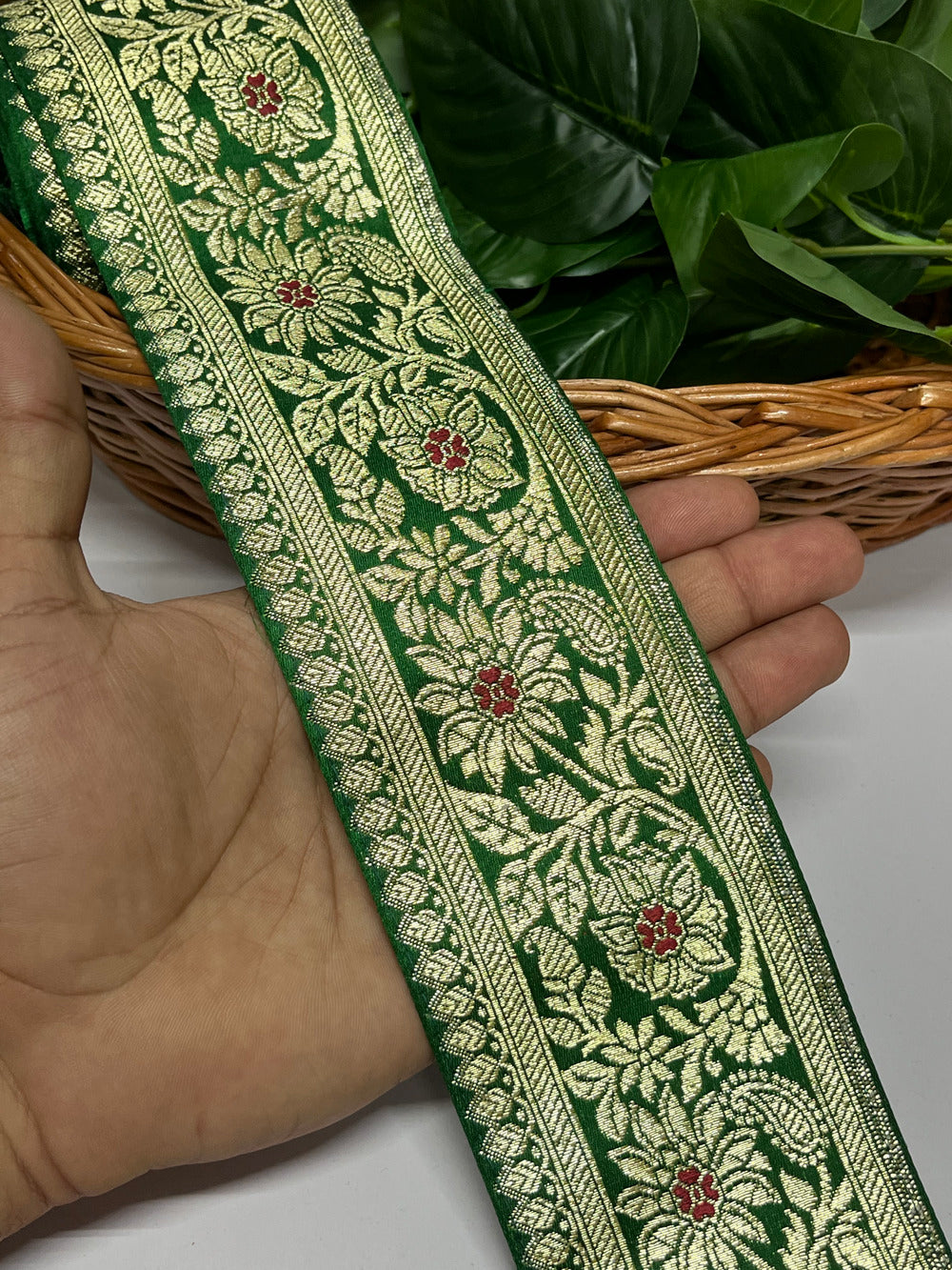 Flower Leaf Design Banarasi Border – 9 Meter, 3 Inch Width – Traditional Banarasi Lace, Green
