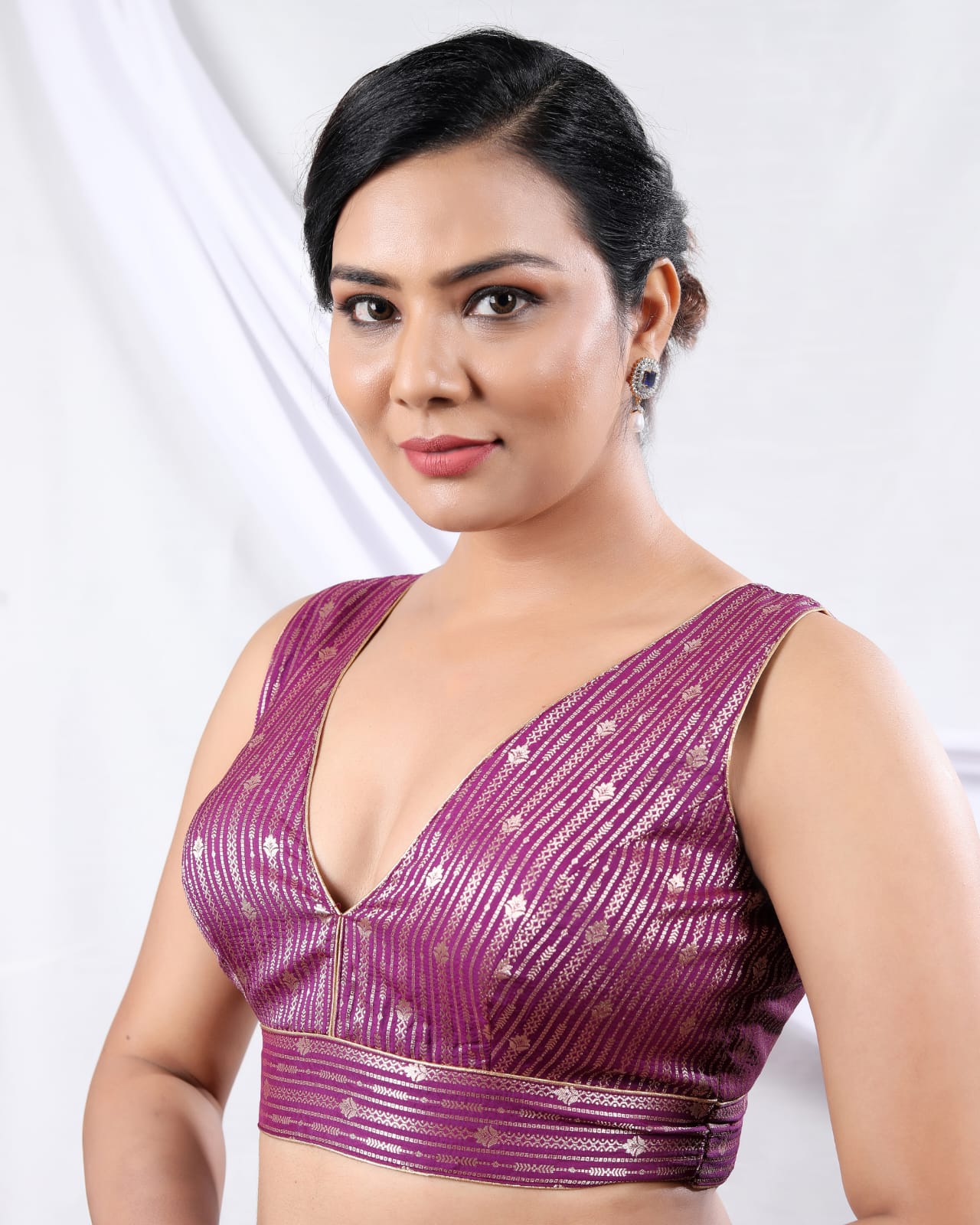 Beautiful Designer Readymade Saree Blouse – Stylish Ethnic Wear for Women