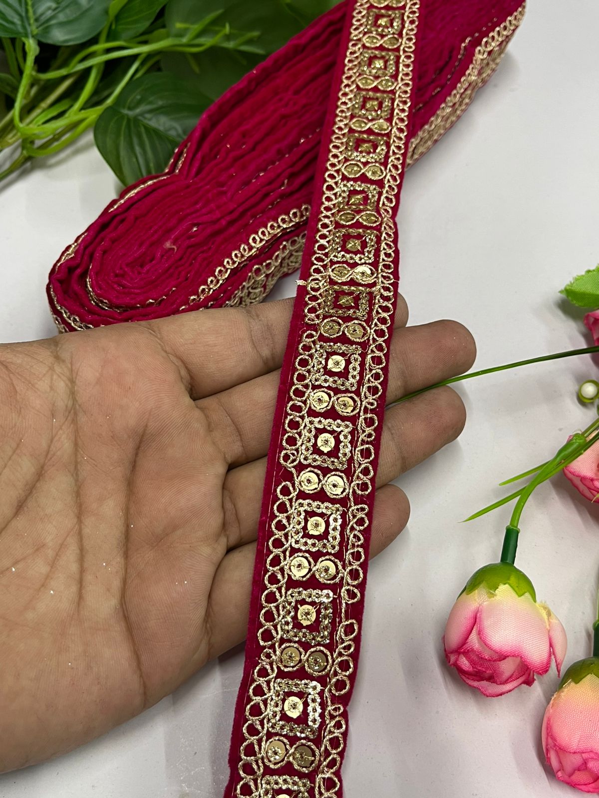 Velvet Saree Lace Trim | Indian Velvet Embroidered Lace Border for Saree and Dupatta (9 Mtr) | Rani Pink