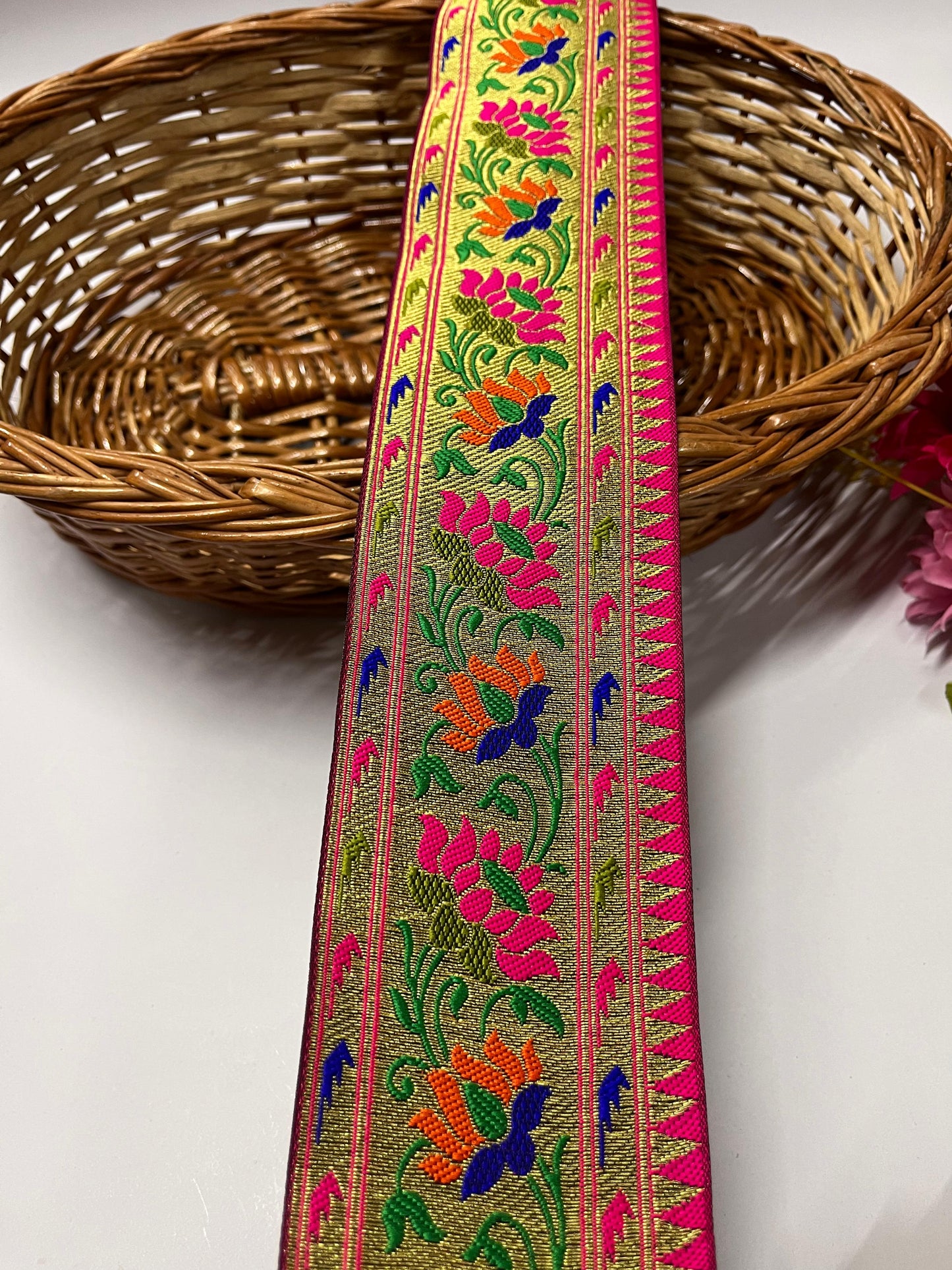 Flower & Leaf Banarasi Saree Lace | Banarasi Lace – 9 Meters, 3-Inch Width | Rani Pink