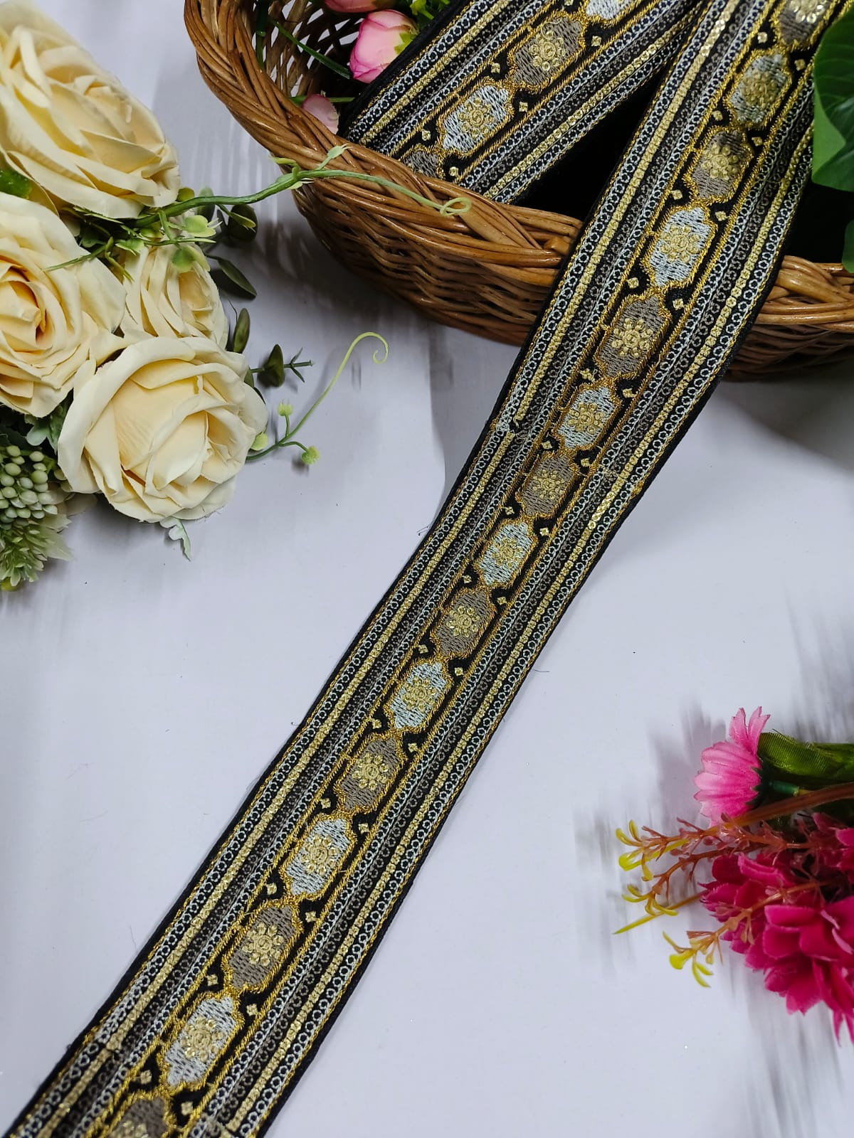 Embroidered Fabric Trim Indian Embroidery Sari Border Crafting Saree Sewing Decorative Beach Bag Cushions Trimmings Ribbons Tape, Jewelry Making Trim, Table Runner Lace - Black With Multi
