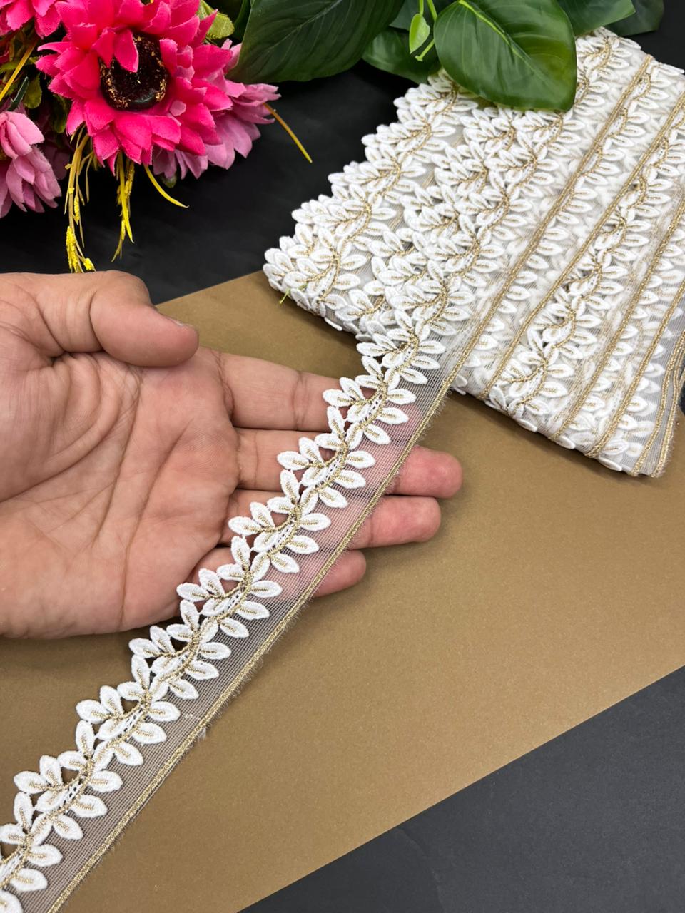 Imported Leaf Design Cotton Lace – Premium 1.5 Inch Decorative Border for Sarees, Dupattas, Suits & Dresses (9 Meter) | White