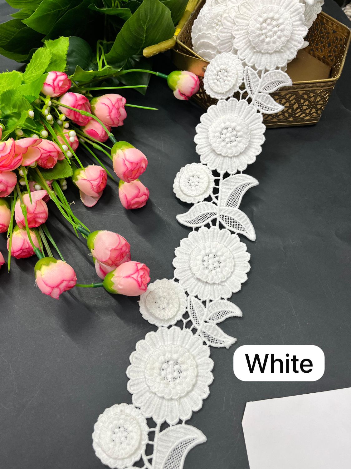 New Imported Western Lace for Sarees & Dresses – Premium 3 Inch Decorative Lace Border (9 Meter) | White