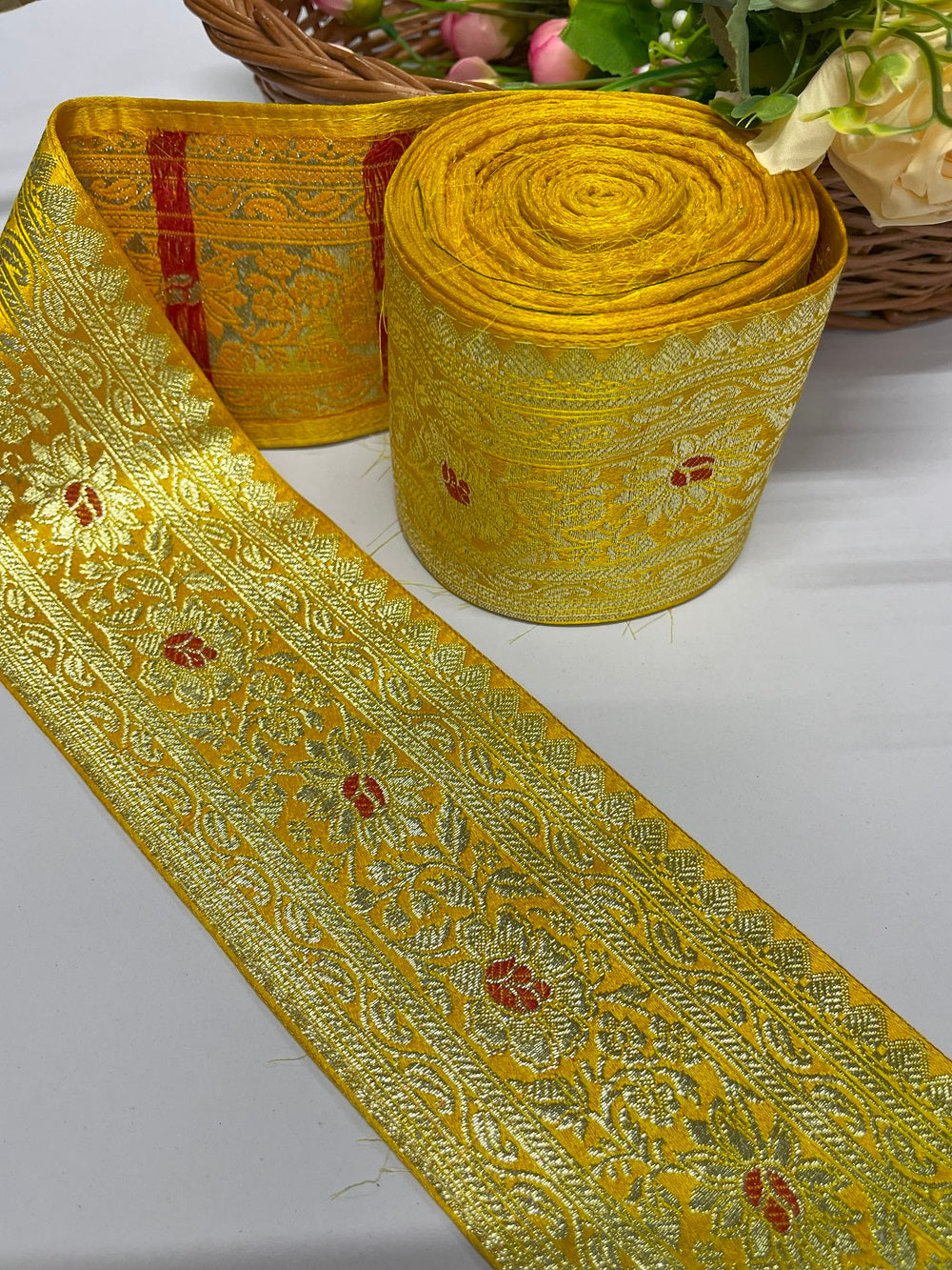 Original Flower Banarasi Border – 9 Meter, 3 Inch Width – Traditional Banarasi Lace, Yellow