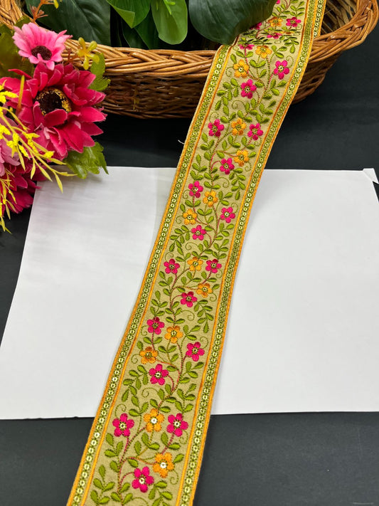 Kashmiri Work Decorative Designer Thread Embroidered Lace for Sarees & Dupattas (9 Meter)