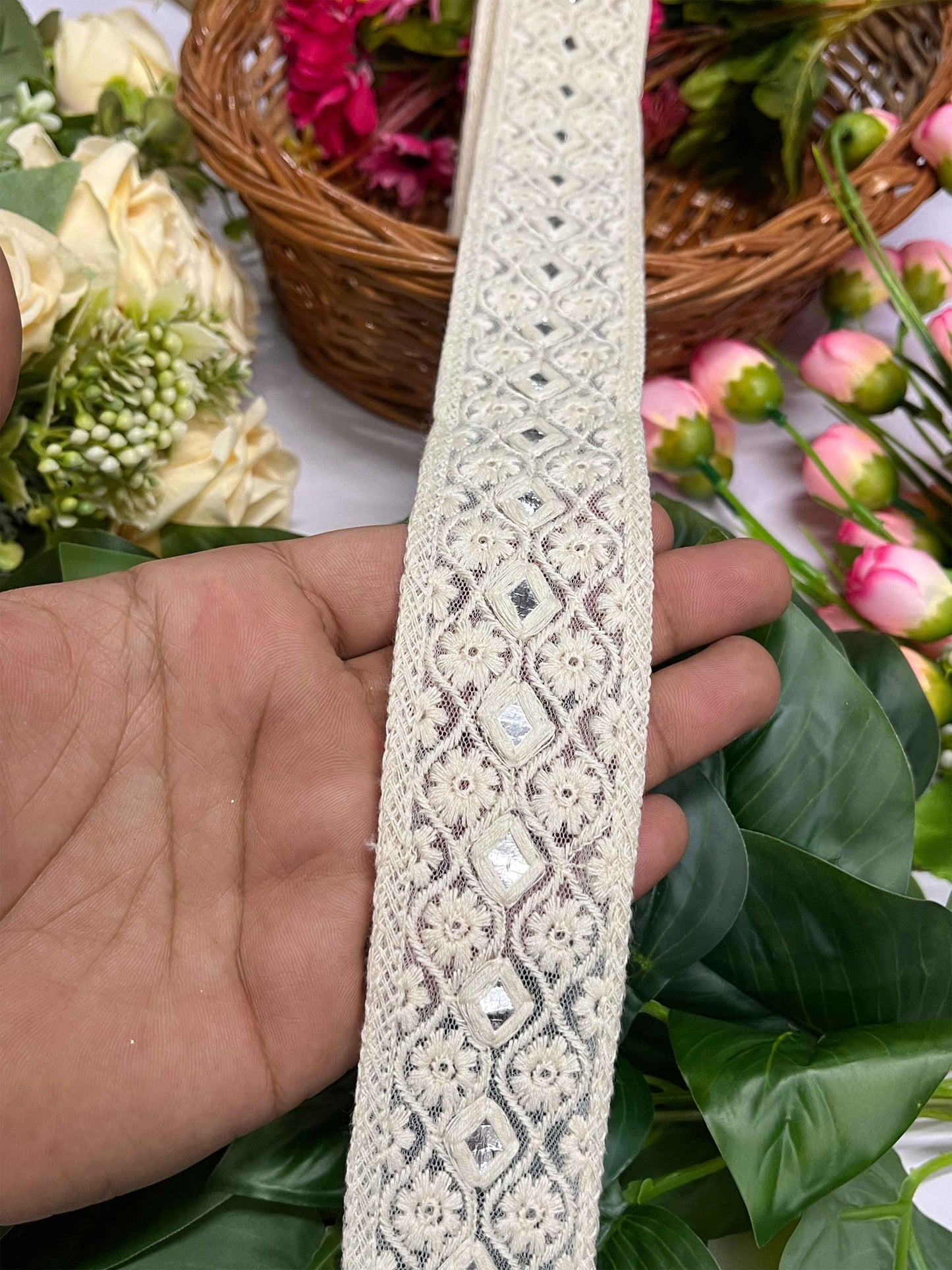 Dyble Lucknowi Lace in Subtle Off White Sand – 9 Meter Roll