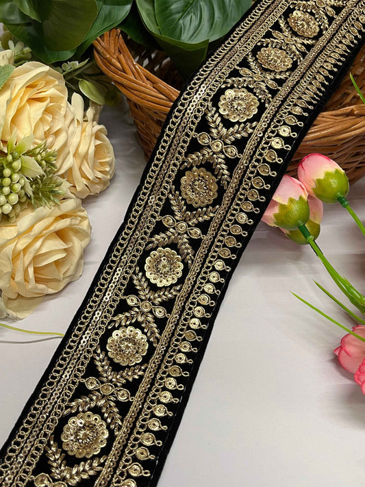 Embroidered Velvet Border in Classic Black – 9 Meter Roll