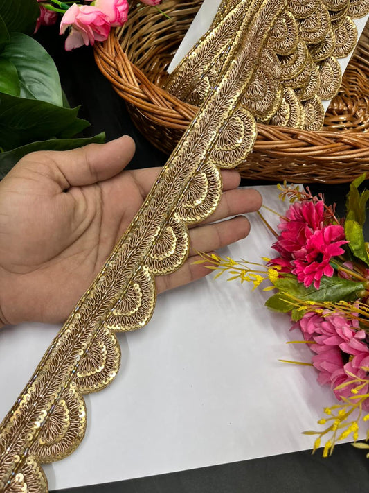 Beautiful Scalloped Zardozi Border – Premium Handmade Ethnic Lace for Sarees & Dupattas | Antique