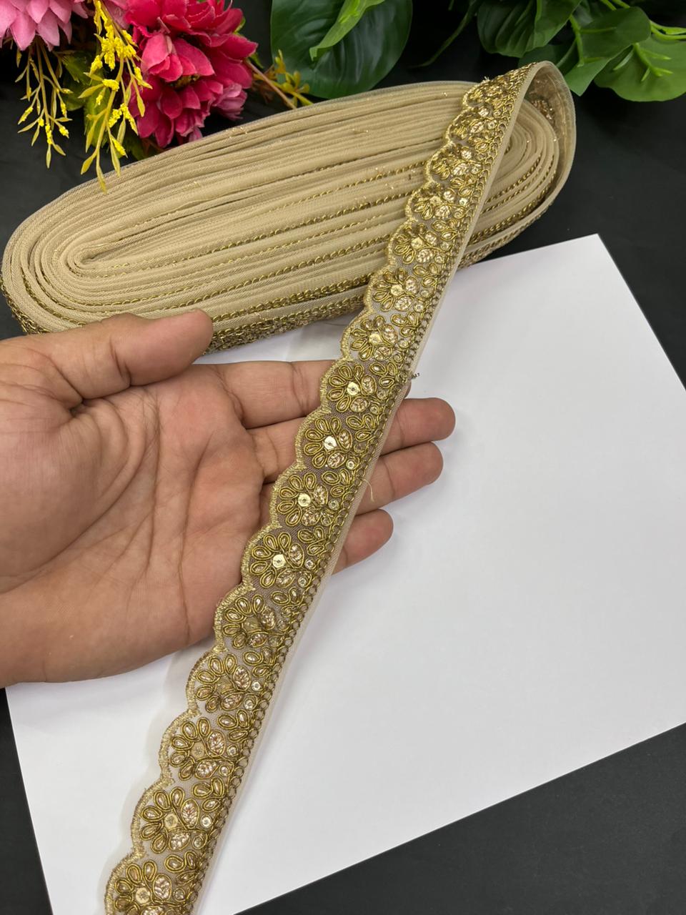 Zari Embroidery Scalloped Lace – Premium 1 Inch Gold Embroidered Border for Sarees, Dupattas, Lehengas & Festive Wear (9 Meter) | Antique