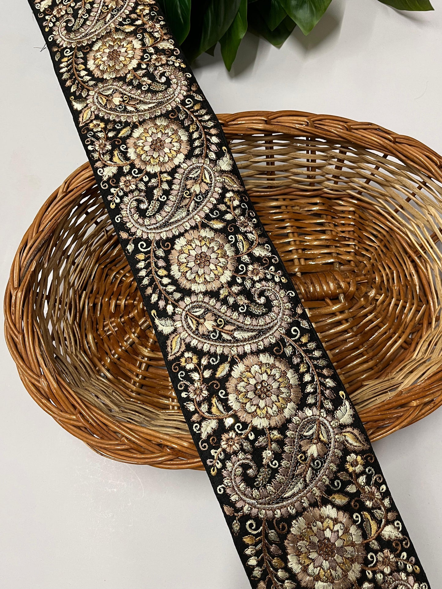 Mango Design Indian Embellishment Embroidered Trim – Thread Embroidered Lace for Sarees, Dresses & Crafting – 9 Meter | Beige Multi