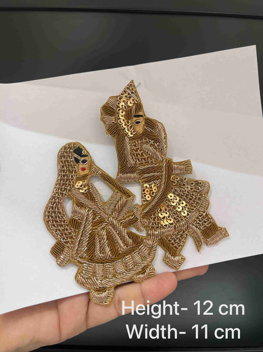 Handcrafted Zardosi Dulha Dulhan Embroidery Patch – Traditional Wedding Couple Motif for Ethnic Wear, Sherwanis, Dupattas & Décor