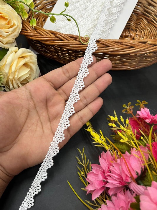 Graceful White Cutwork Lace – Imported Decorative Lace for Sarees, Dupattas, and Dresses (9 mtr, 0.5 inch)