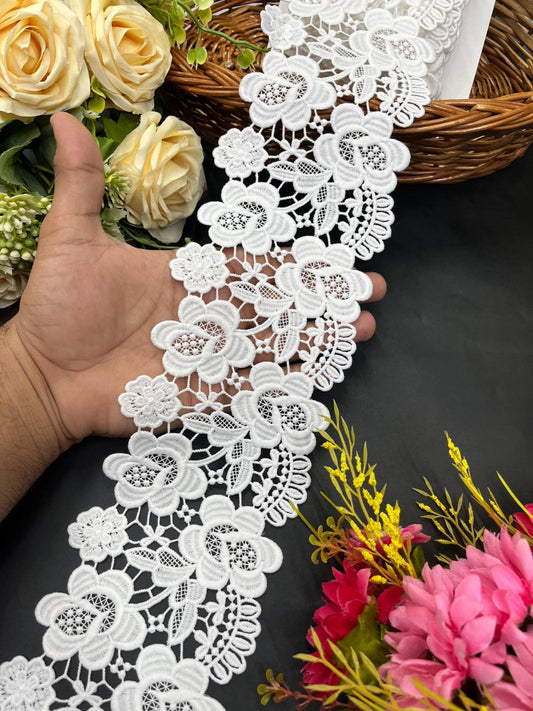 Beautiful Dyeable Cutwork Lace – Imported Decorative Lace for Sarees, Dupattas, and Dresses (9 mtr, 4 inch)
