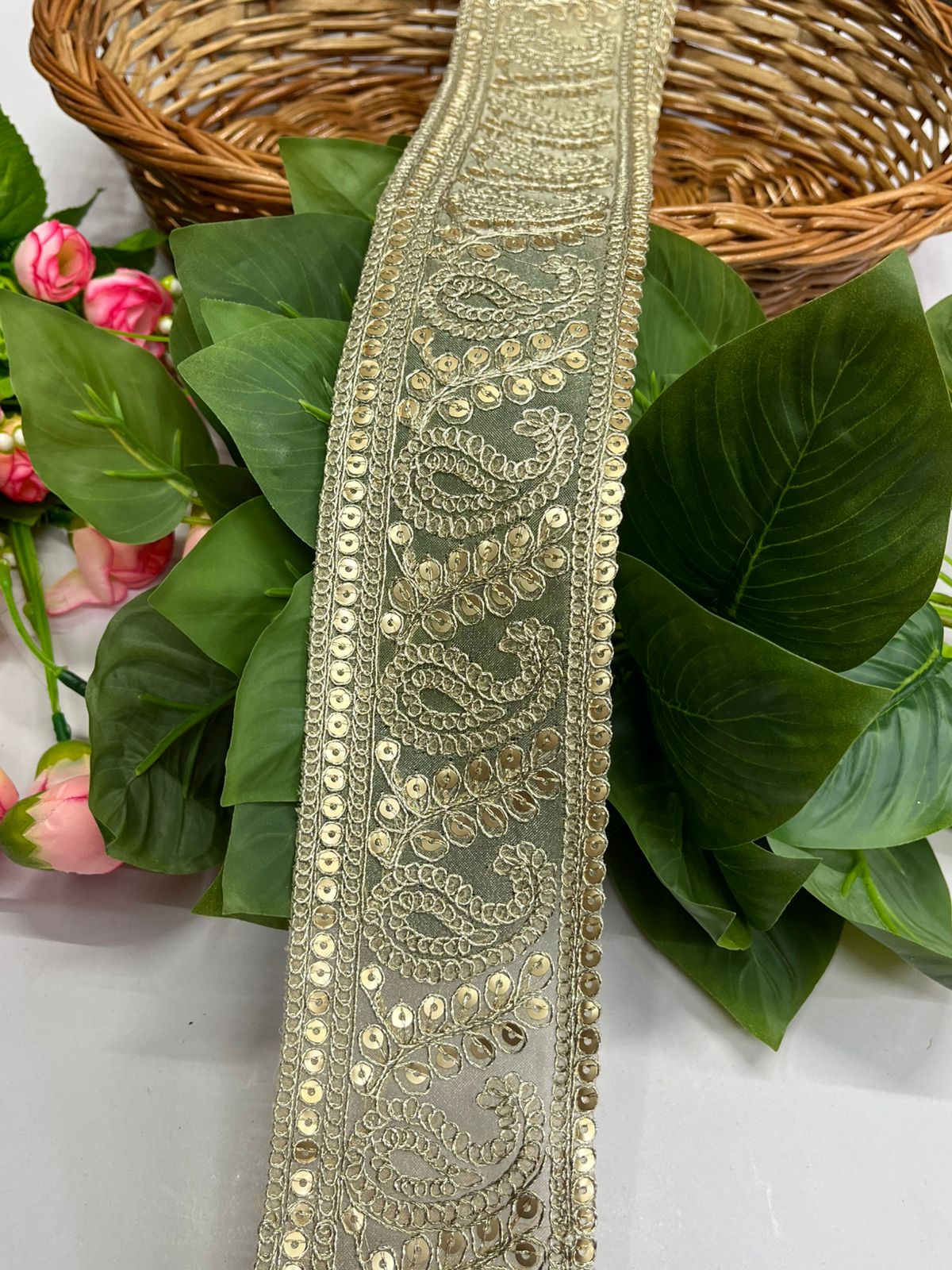 Embroidered Lace Design, Sewing Craft Ribbon Gold – Lace for Saree and Dupatta - 9 Meter (2.5 Inch Width, Dull Gold)