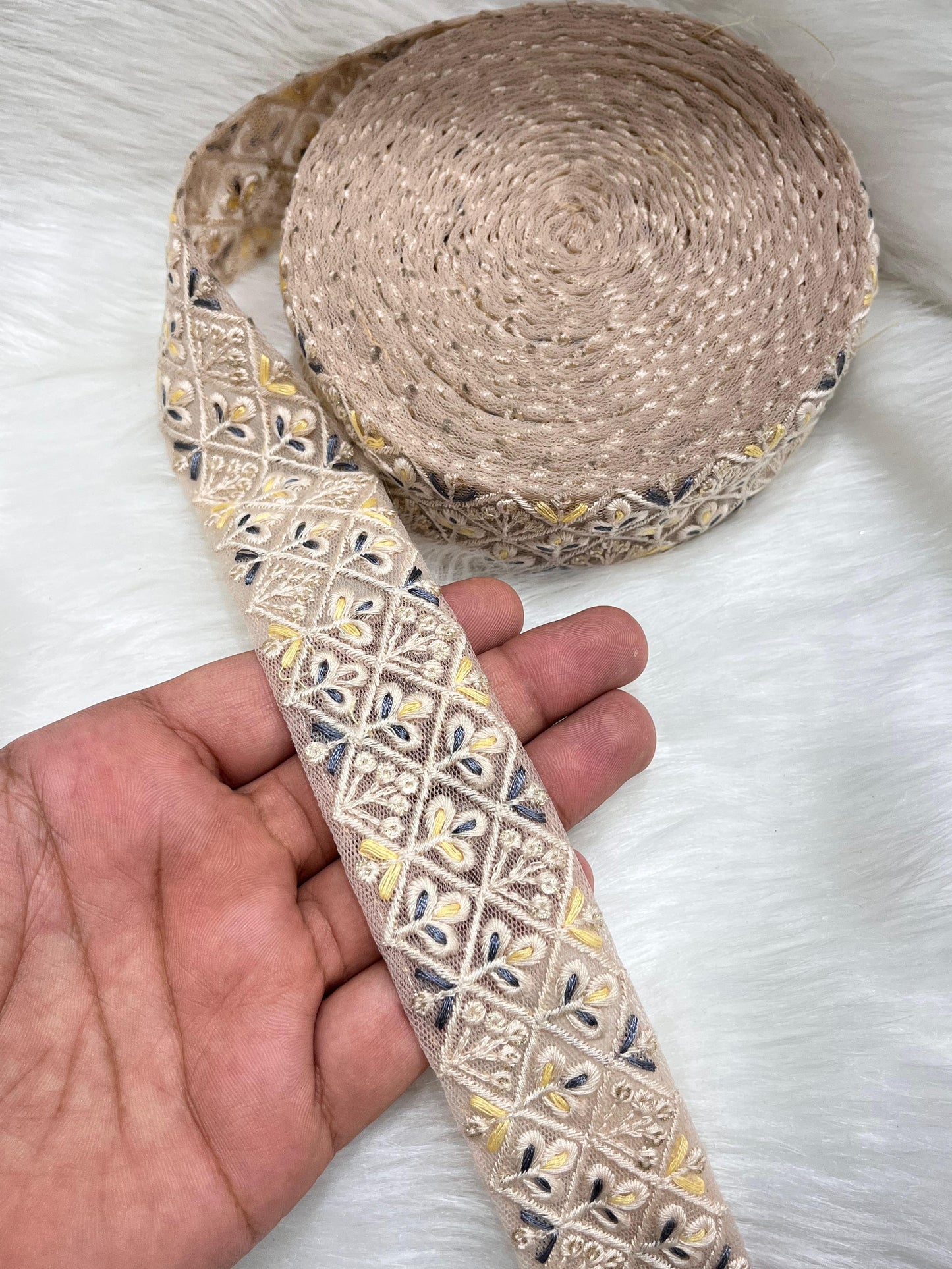 Threads Lace Trim for Saree and Dupatta - 9 Meter Embroidered Saree Lace Trim | Gold