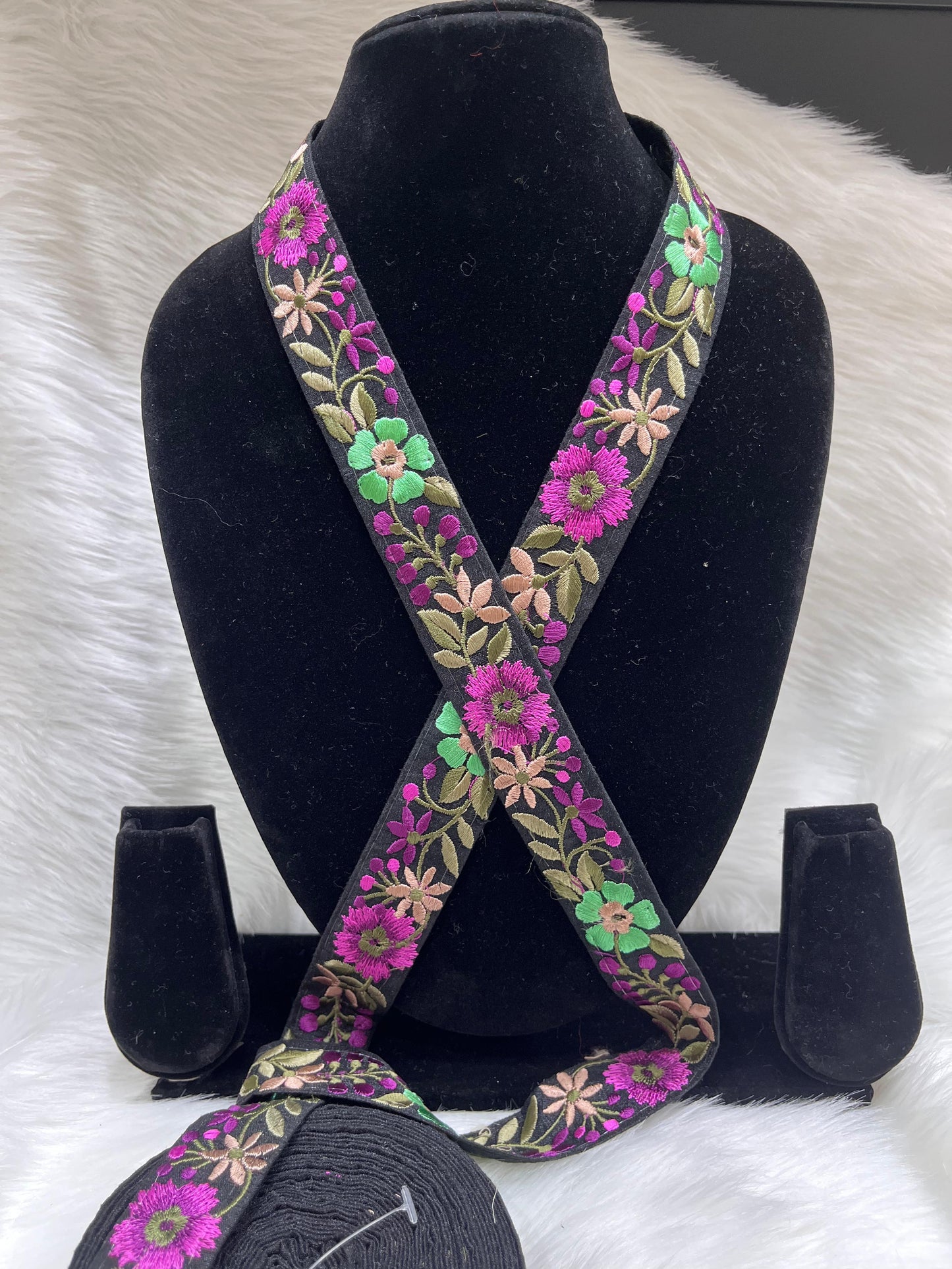 Multicoloured Flower Lace Trim - 9 Meter Thread Embroidered Lace Borders | Green & Pink