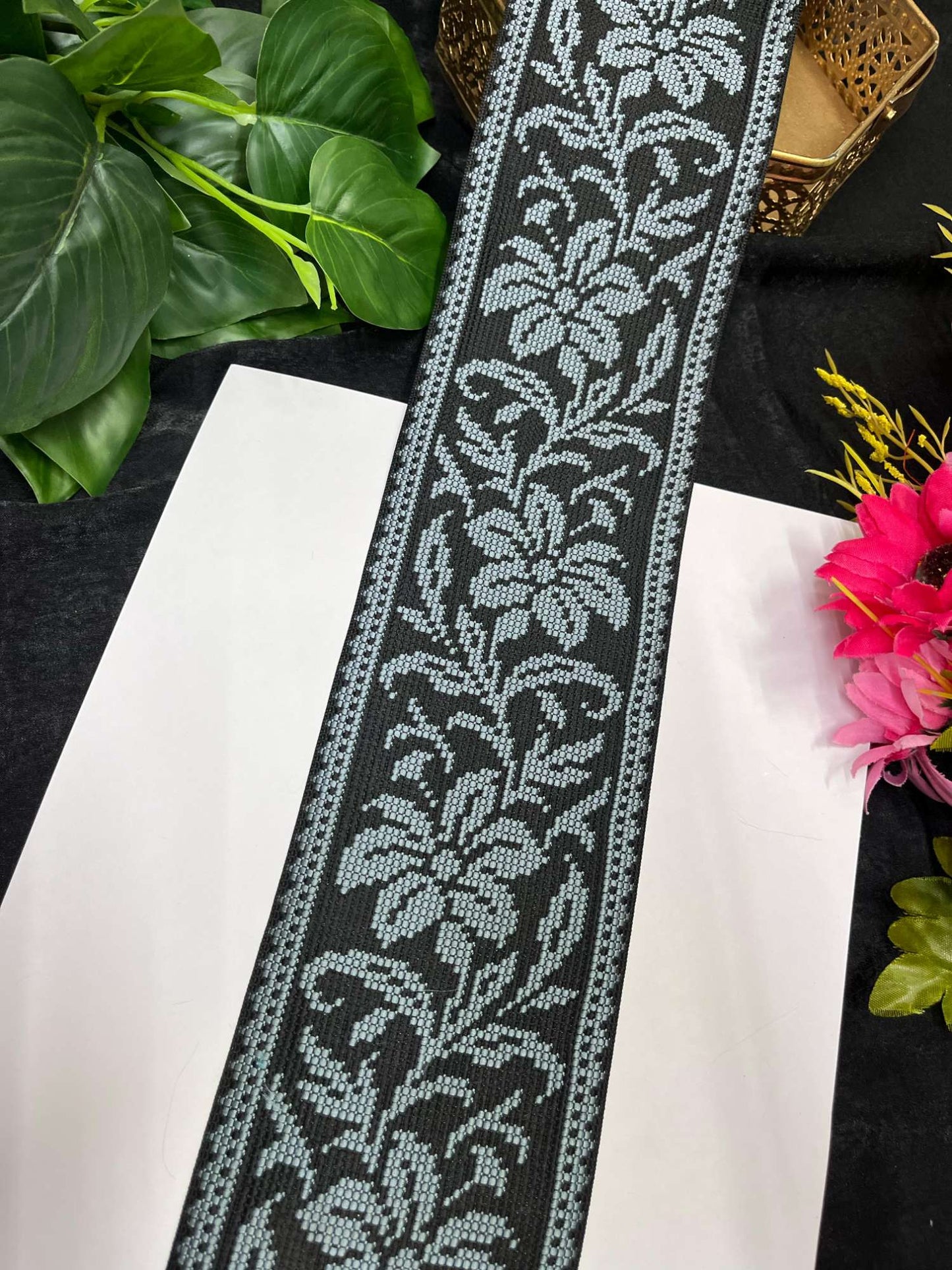 Cross Stitch Jacquard Border – 9 Meters, 4-Inch Thread Embroidered Lace for Sarees, Lehengas & Dupattas | Grey