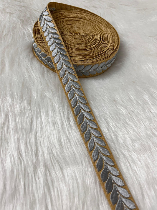 Beautiful Thread Work Parsi Lace Trim | 9 Meter | Grey