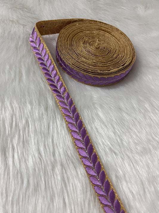 Beautiful Thread Work Parsi Lace Trim | 9 Meter | Lavender