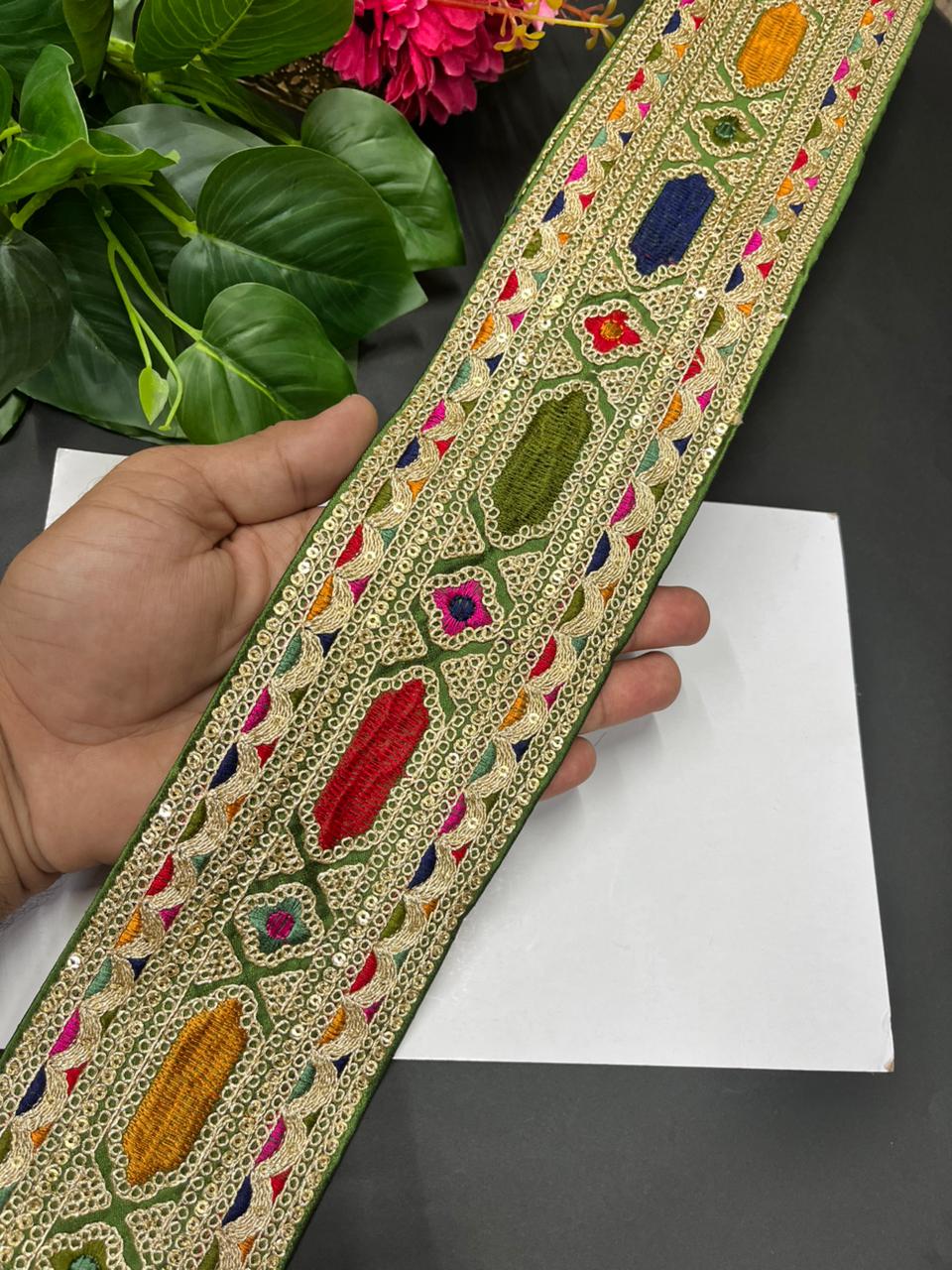 Designer Sabyasachi Laces & Borders – Premium Embroidered Lace Trim for Sarees, Lehengas & Dupattas (9 Meter, 3.5 Inch Width) | Mahendi