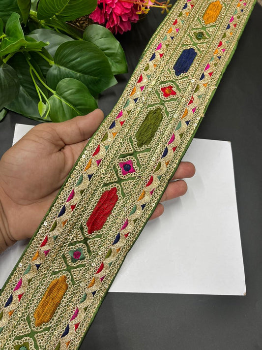 Designer Sabyasachi Laces & Borders – Premium Embroidered Lace Trim for Sarees, Lehengas & Dupattas (9 Meter, 3.5 Inch Width) | Mahendi