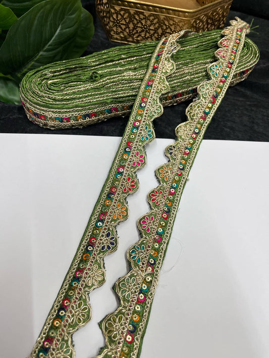 Multicolored Scalloped Sabyasachi Inspired Embroidered Lace – 9 Meters, 1-Inch Designer Trim for Sarees, Lehengas & Dupattas | Mahendi