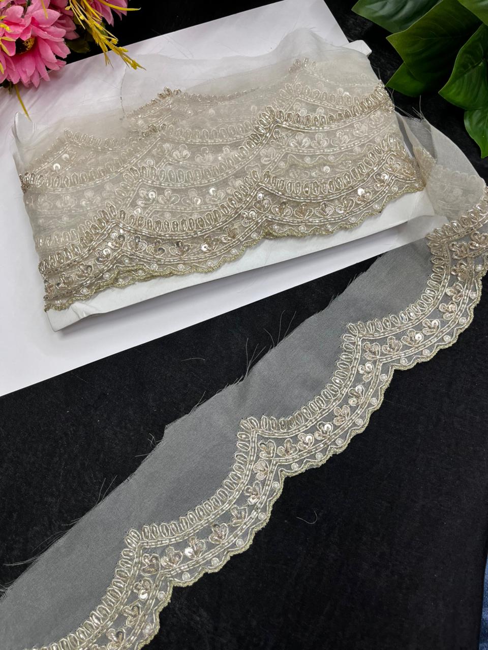 Scalloped Zardozi Borders – Premium 1 Inch Handmade Decorative Lace for Bridal & Ethnic Wear (9 Meter) | Pani Gold