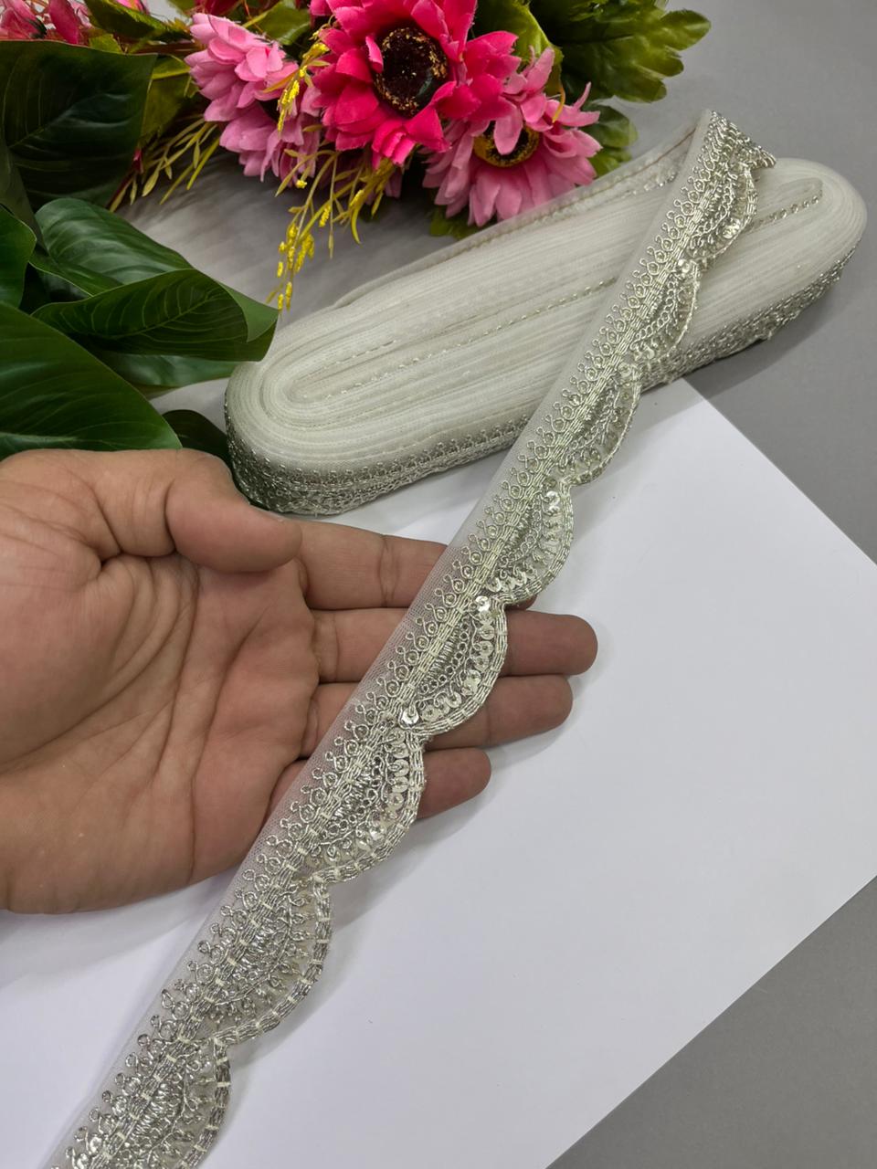 Beautiful Embroidered Zari Sequins Lace Trim – Premium 1 Inch Gold Embroidered Decorative Border for Sarees & Ethnic Wear (9 Meter) | Pani Gold