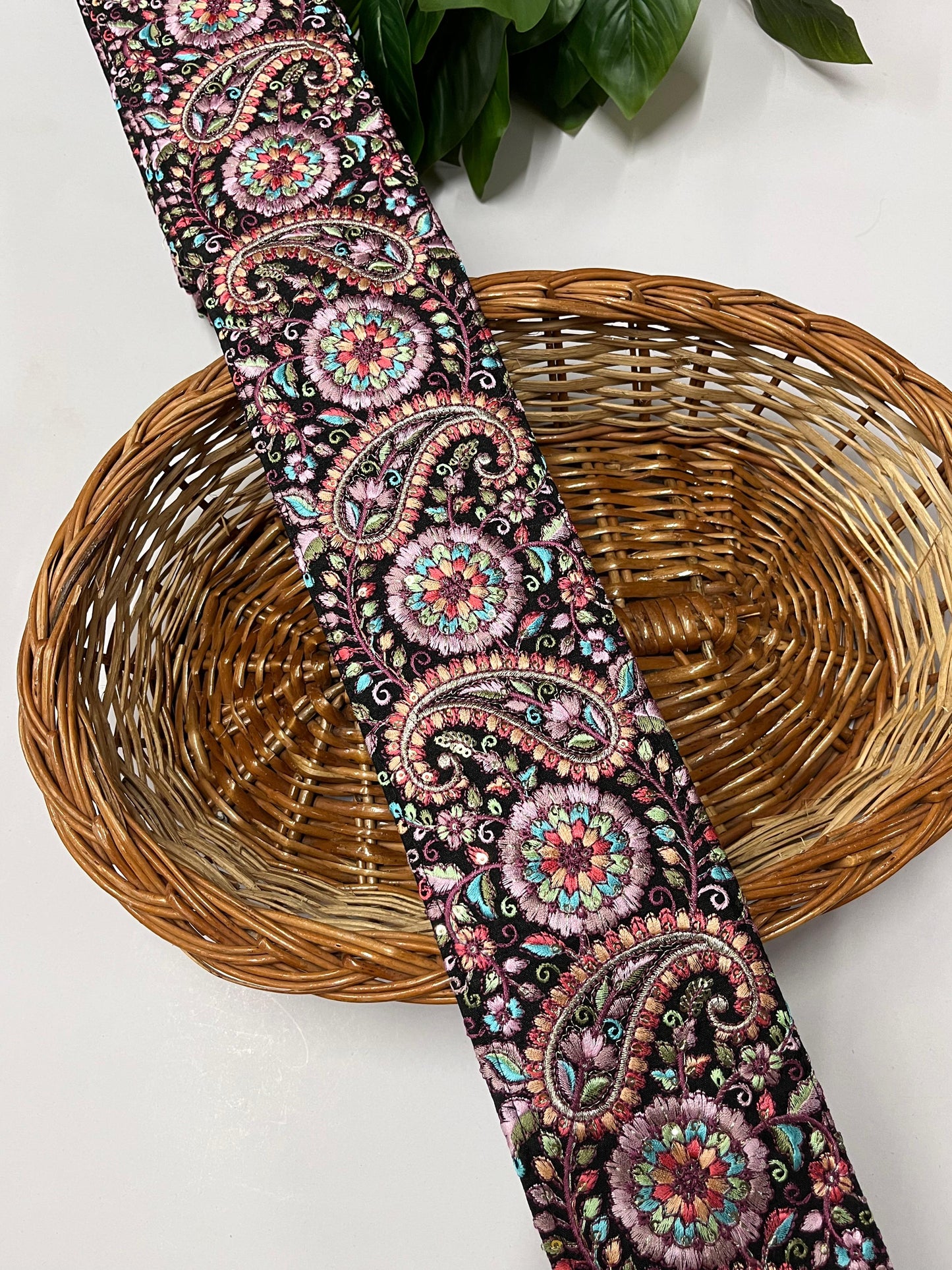 Mango Design Indian Embellishment Embroidered Trim – Thread Embroidered Lace for Sarees, Dresses & Crafting – 9 Meter | Pink Multi
