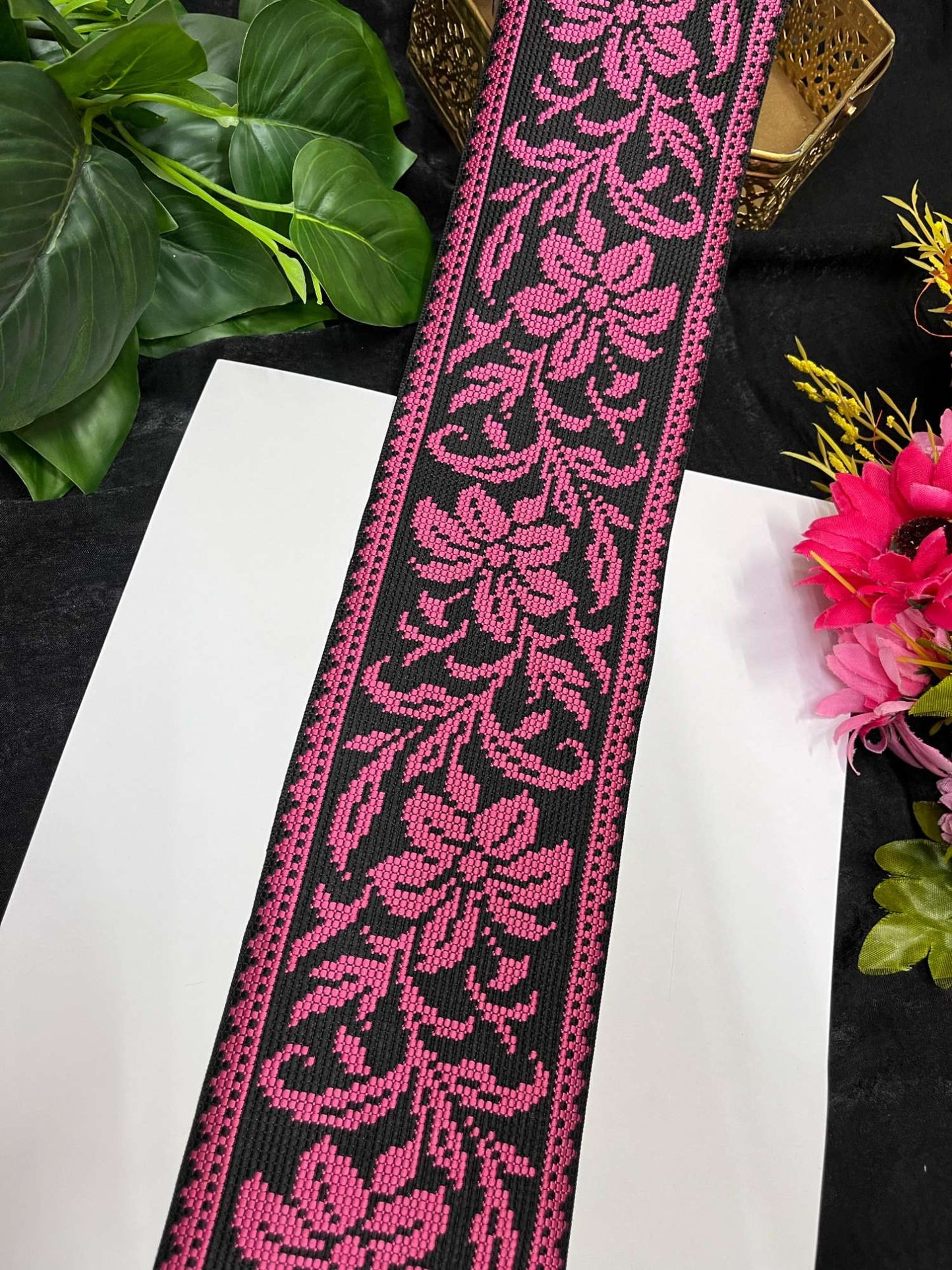 Cross Stitch Jacquard Border – 9 Meters, 4-Inch Thread Embroidered Lace for Sarees, Lehengas & Dupattas | Pink