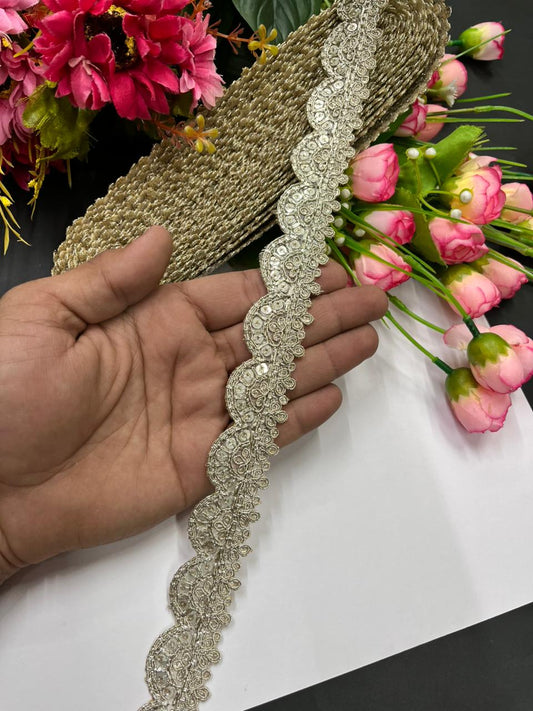 Scalloped Embroidered Zari Lace Border – Elegant 1 Inch Gold Designer Lace for Sarees, Dupattas & Festive Wear (9 Meter) | Water Gold