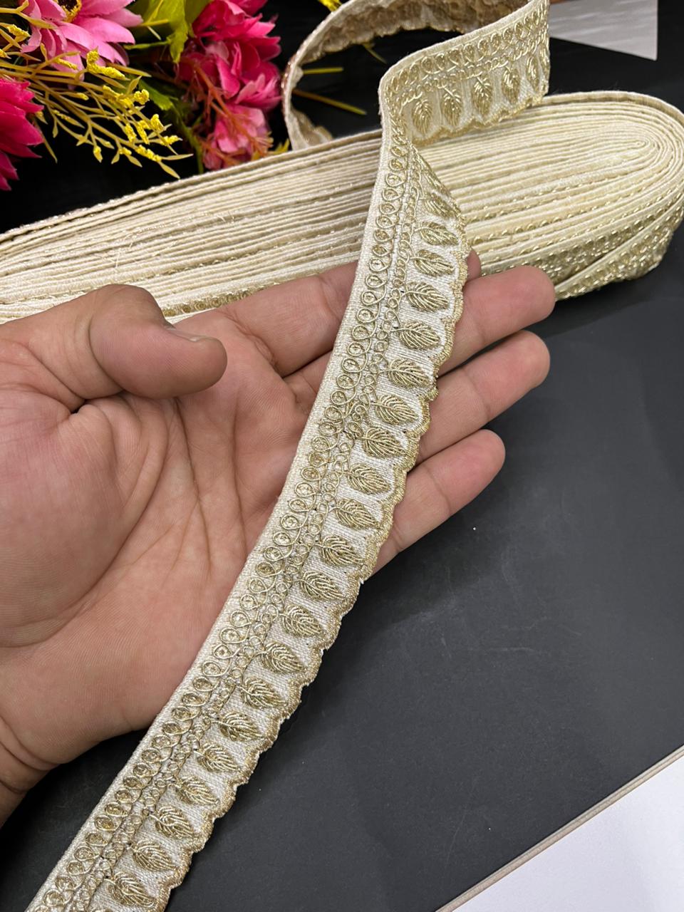 Embroidered Zari Lace Border for Saree, Lehenga & Craft Projects – Designer 1 Inch Embroidery Lace for Ethnic Wear (9 Meter) | White