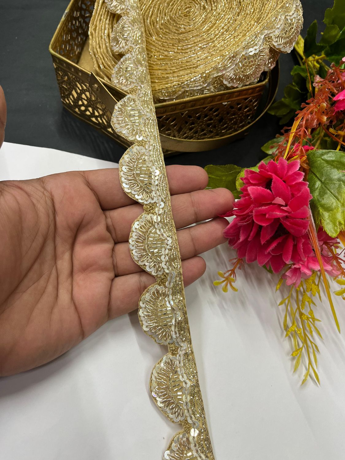 Handmade Scalloped Zardosi Work Lace Border – Intricate Hand Embroidery (9 Meter) | White